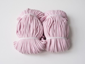 SZNUREK BAWEŁNIANY - PUDROWY RÓŻ - MOTEK 50M