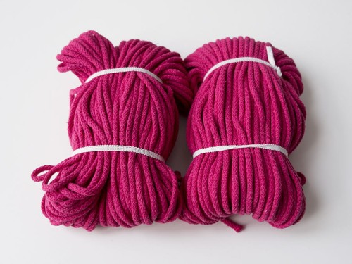 tkaninowy magazyn - sznurek bawełniany 5mm motek rolka - fuksja.jpg