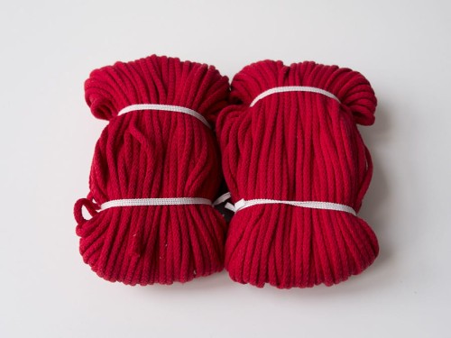 tkaninowy magazyn - sznurek bawełniany 5mm motek rolka - czerwony.jpg